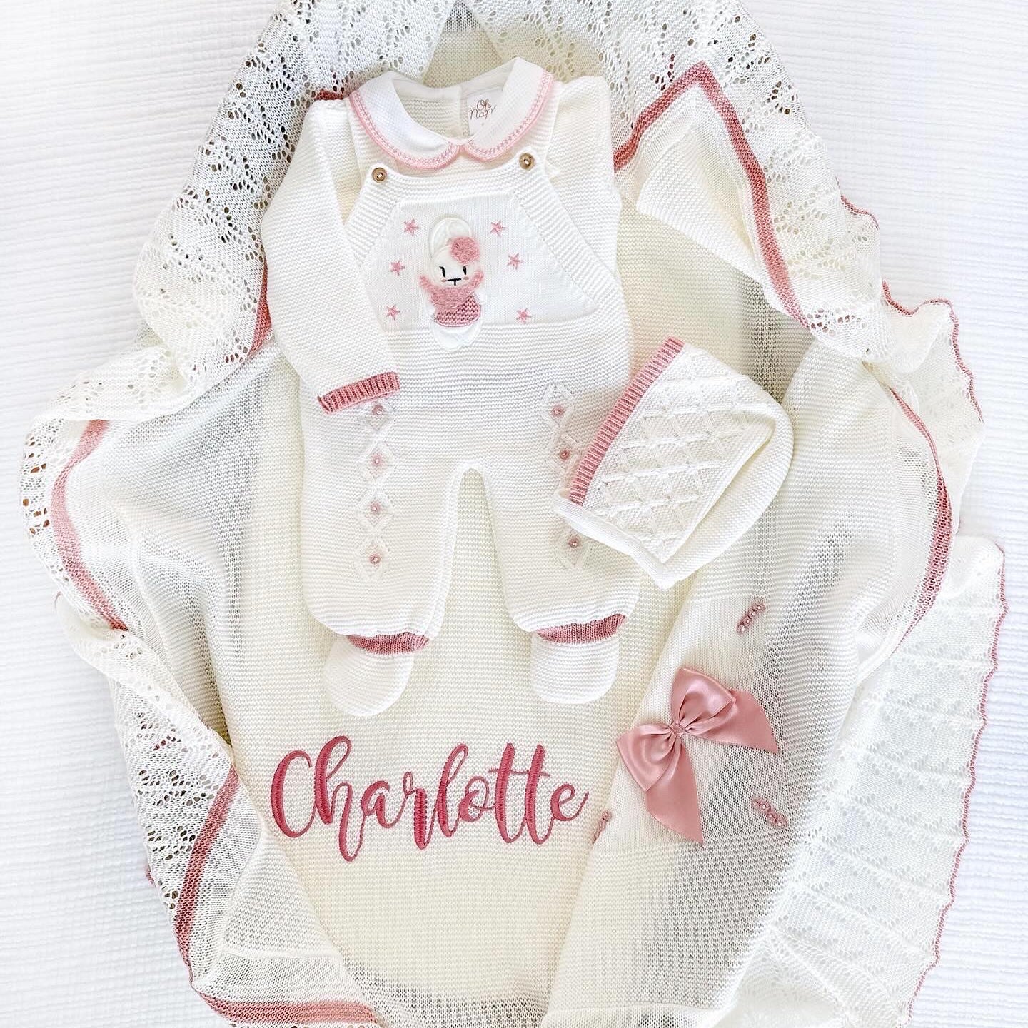 Sweet Bunny Outfit + Blanket Set (White/Light Blue)